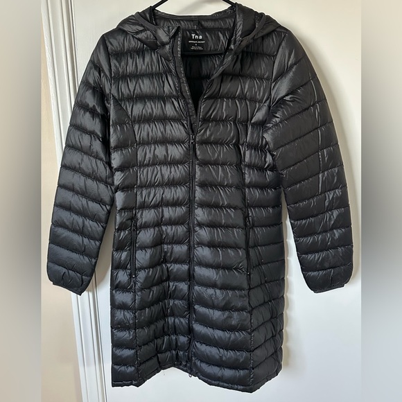 Aritzia Bravura Long Packable Down Jacket - Picture 5 of 8